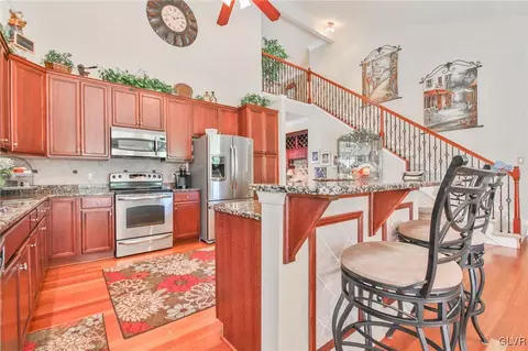 5343 General Dr, Bethlehem, PA 18017 photo 7