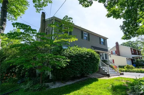 389 Juniper St, Warminster, PA 18974 photo 4