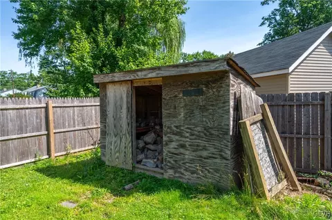 389 Juniper St, Warminster, PA 18974 photo 33