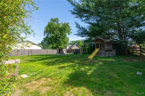 389 Juniper St, Warminster, PA 18974 photo 37