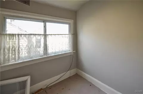 203 E 5th St, Bethlehem, PA 18015 photo 12