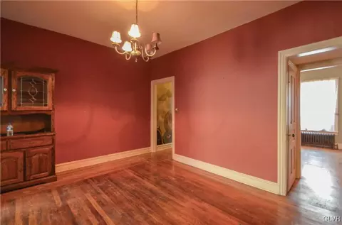 203 E 5th St, Bethlehem, PA 18015 photo 5