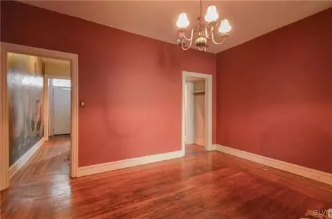203 E 5th St, Bethlehem, PA 18015 photo 4