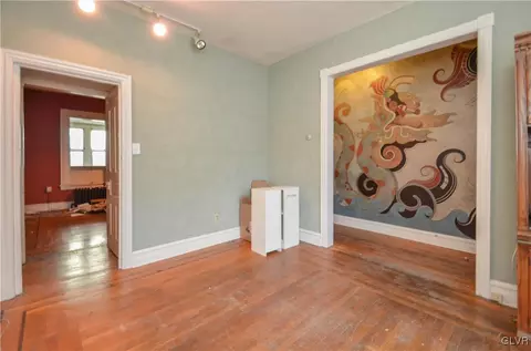 203 E 5th St, Bethlehem, PA 18015 photo 3