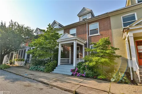 238 E Wall St, Bethlehem, PA 18018 photo 1