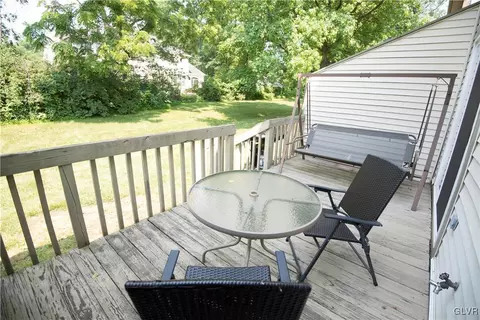 105 Independence Ct, Bethlehem, PA 18020 photo 28