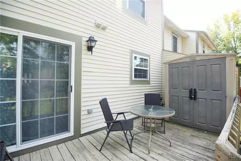 105 Independence Ct, Bethlehem, PA 18020 photo 29