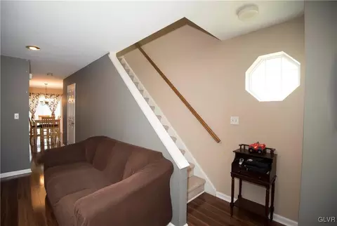 105 Independence Ct, Bethlehem, PA 18020 photo 16