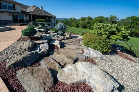 230 E Dell Rd, Bath, PA 18014 photo 47