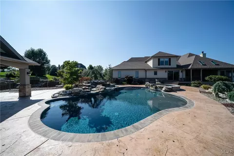 230 E Dell Rd, Bath, PA 18014 photo 45