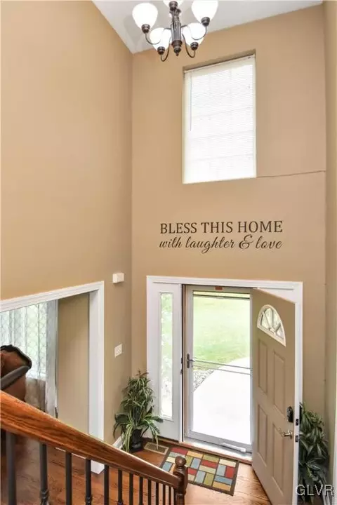 249 E Dell Rd, Bath, PA 18014 photo 7