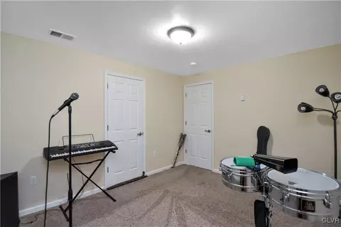 249 E Dell Rd, Bath, PA 18014 photo 31