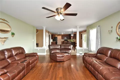 249 E Dell Rd, Bath, PA 18014 photo 17