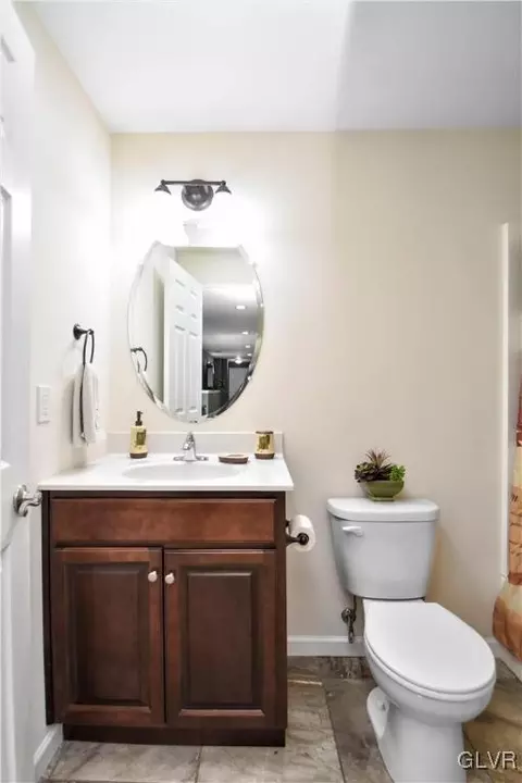 249 E Dell Rd, Bath, PA 18014 photo 35
