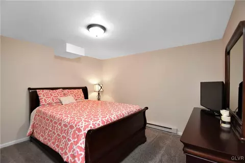 249 E Dell Rd, Bath, PA 18014 photo 28