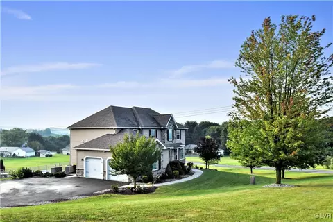 249 E Dell Rd, Bath, PA 18014 photo 6