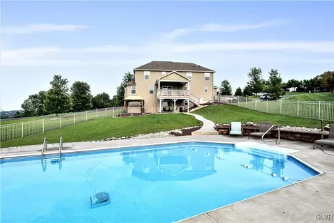 249 E Dell Rd, Bath, PA 18014 photo 49