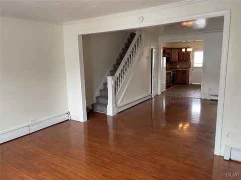 46 E Spruce St, Bethlehem, PA 18018 photo 6
