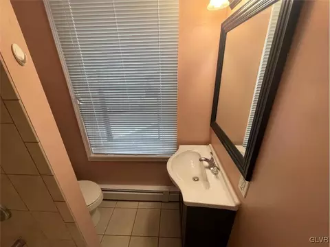 46 E Spruce St, Bethlehem, PA 18018 photo 9