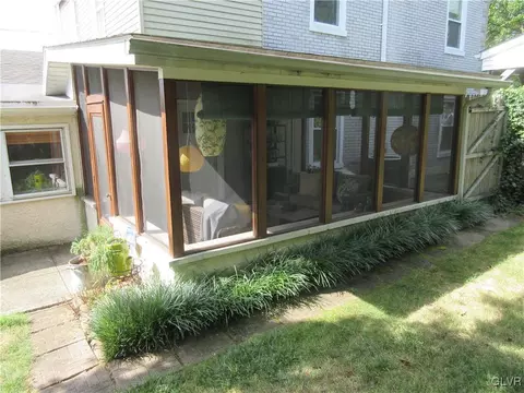 302 Hanover St, Bethlehem, PA 18018 photo 43