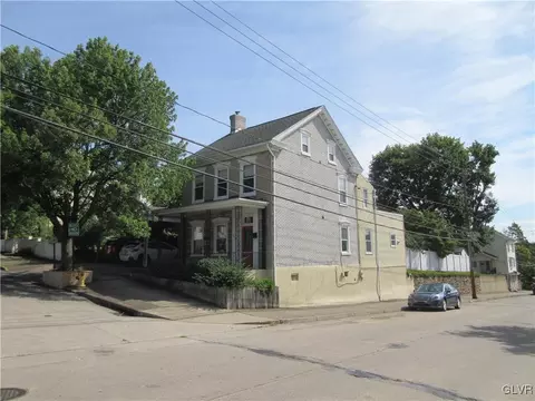 302 Hanover St, Bethlehem, PA 18018 photo 3
