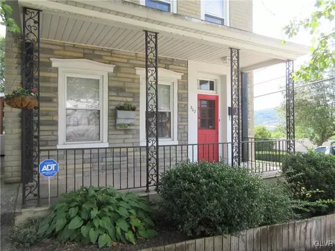 302 Hanover St, Bethlehem, PA 18018 photo 8