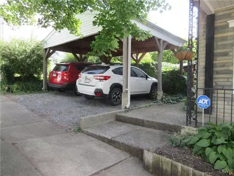 302 Hanover St, Bethlehem, PA 18018 photo 7