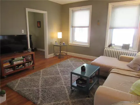 302 Hanover St, Bethlehem, PA 18018 photo 11