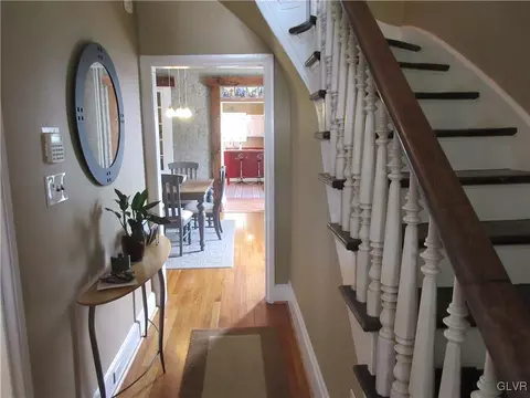 302 Hanover St, Bethlehem, PA 18018 photo 9