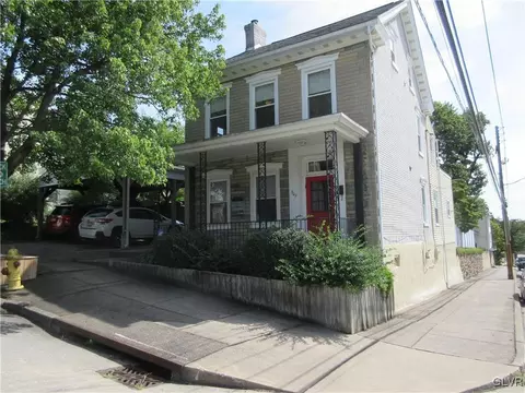 302 Hanover St, Bethlehem, PA 18018 photo 2