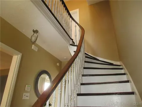 302 Hanover St, Bethlehem, PA 18018 photo 25
