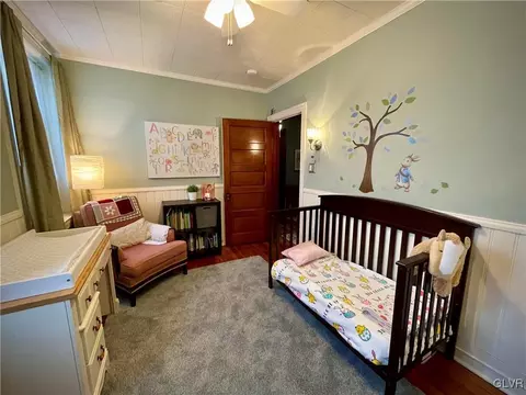 207 E High St, Hellertown, PA 18055 photo 19