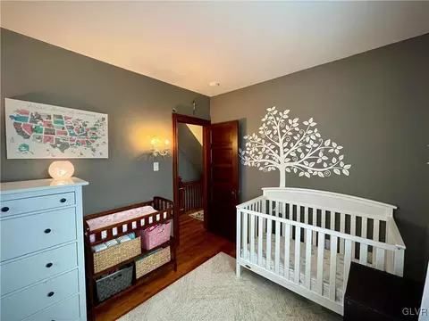 207 E High St, Hellertown, PA 18055 photo 12