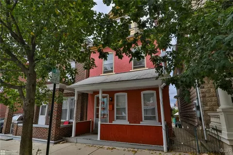 817 E 5th St, Bethlehem, PA 18015 photo 2