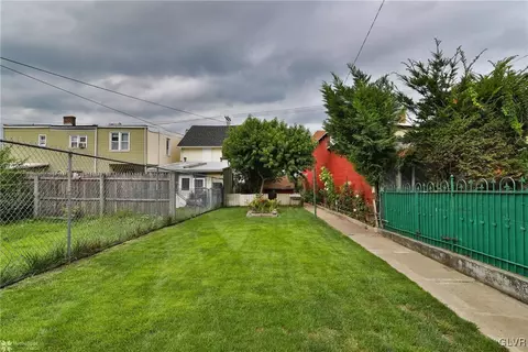 817 E 5th St, Bethlehem, PA 18015 photo 25