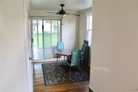 209 Cedar Rd, Hellertown, PA 18055 photo 8