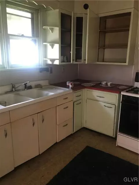 1165 3rd St, Bethlehem, PA 18015 photo 3