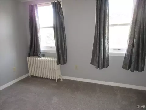 110 Ackerman St, Hellertown, PA 18055 photo 15