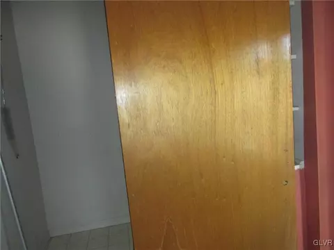 110 Ackerman St, Hellertown, PA 18055 photo 27