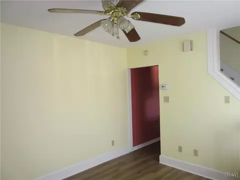 110 Ackerman St, Hellertown, PA 18055 photo 7