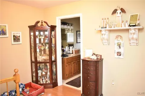 4 E 7th St, Wind Gap, PA 18091 photo 14