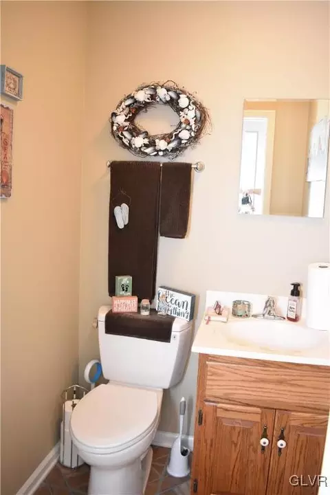 4 E 7th St, Wind Gap, PA 18091 photo 16