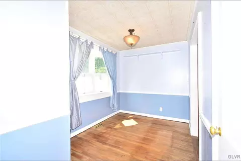 809 Willow Rd, Hellertown, PA 18055 photo 9