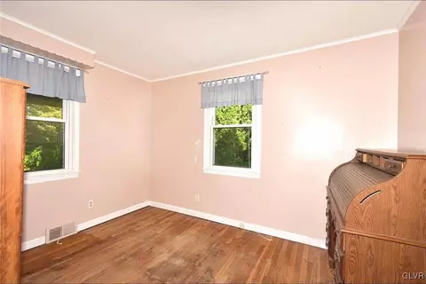 809 Willow Rd, Hellertown, PA 18055 photo 5
