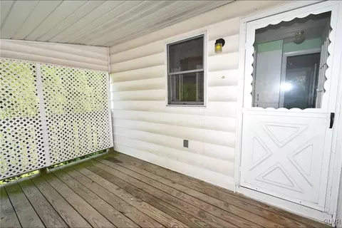 809 Willow Rd, Hellertown, PA 18055 photo 19
