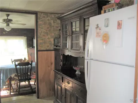 422 Garrison St, Bethlehem, PA 18018 photo 8