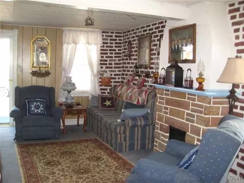 422 Garrison St, Bethlehem, PA 18018 photo 4
