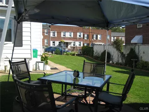 422 Garrison St, Bethlehem, PA 18018 photo 32