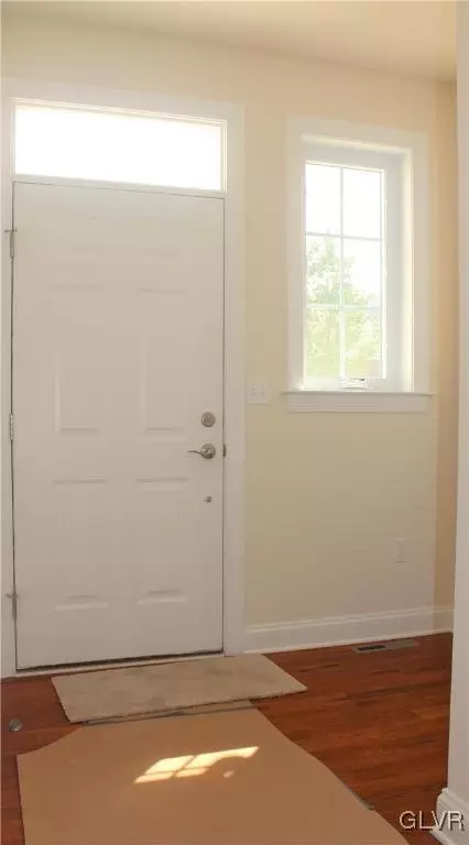 62 Hess Ave, Hellertown, PA 18055 photo 3