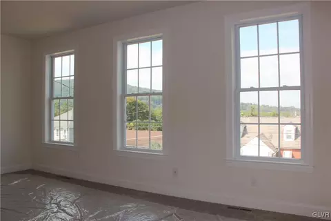 62 Hess Ave, Hellertown, PA 18055 photo 7